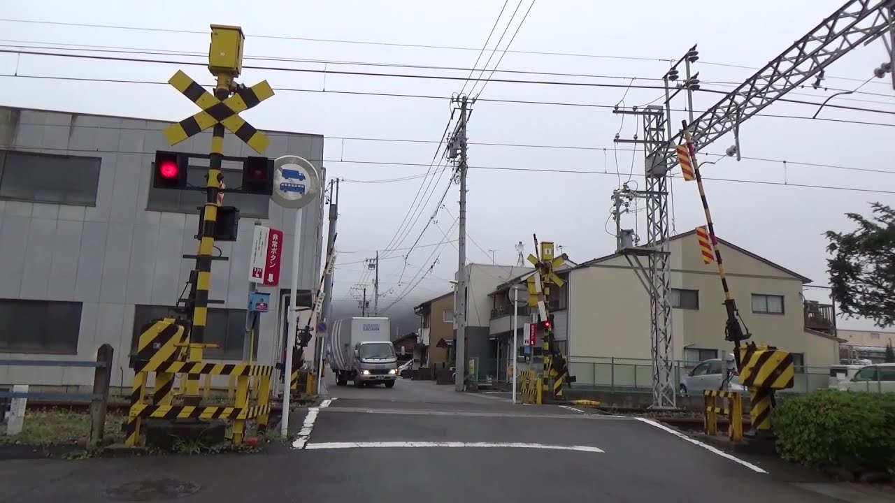 Railroad Crossing in Japan, Meitetsu Kakamigahara Line // Bahn&uuml;bergang // spoorwegovergang