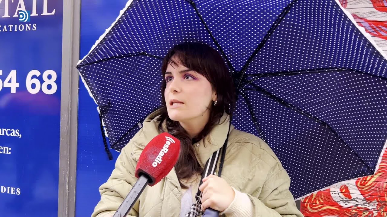 Las feministas se olvidan de Ábalos y Errejón y atacan a Ayuso y a Abascal