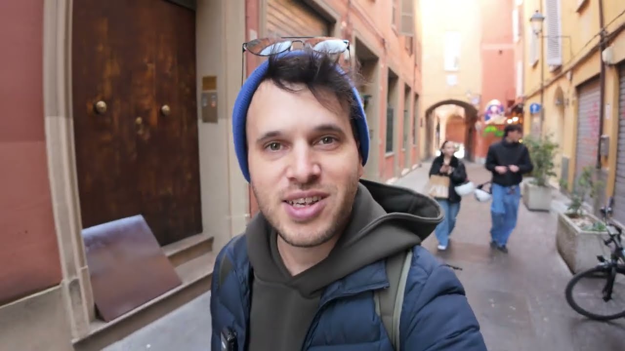 Let's Discover BOLOGNA