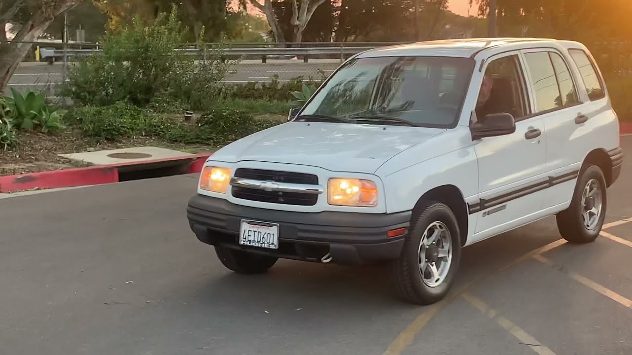 1999 Chevy Tracker 4x4 99k miles California since new! AKA Suzuki Sidekick, Geo Tracker not a Jeep😎