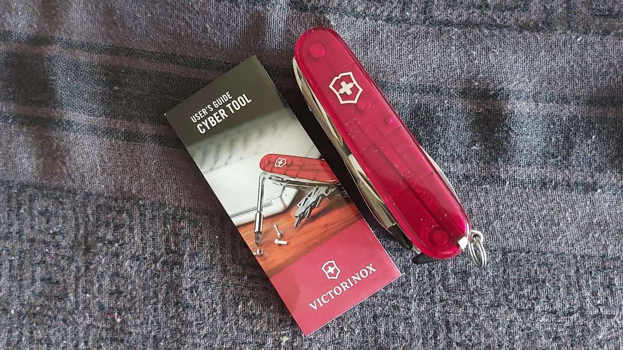 Victorinox Cybertool L ou 41. Utile pour l´électronique, matériel audiovisuel et montage électrique.