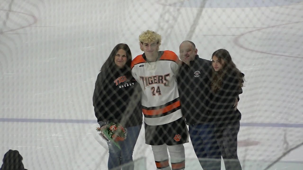HOCKEY 26:  Notre Dame Prep at Ridgefield (Live Broadcast)