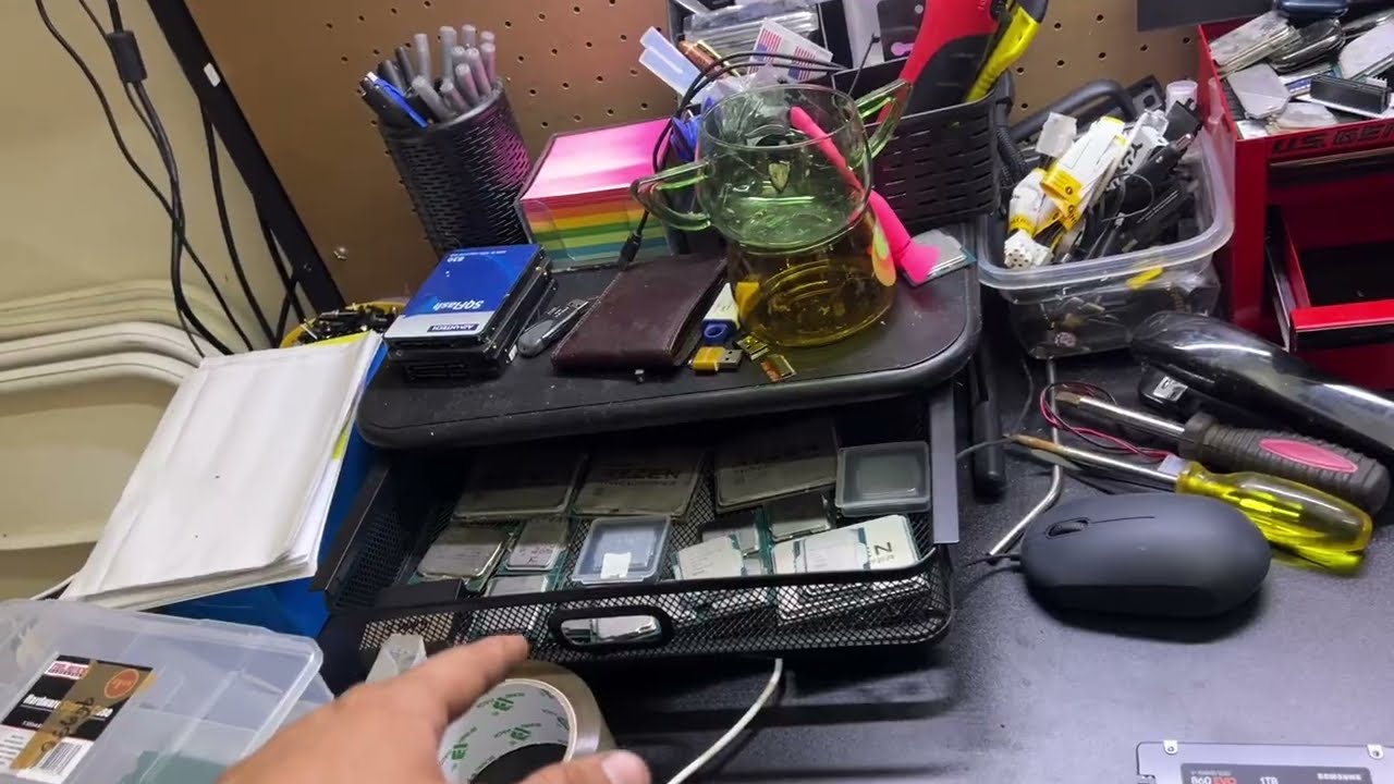 Гаражная распродажа, нужно всё продать!
