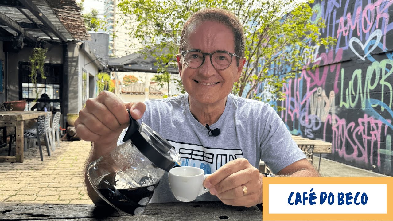 6 e ônibus Ep. 51 - Café do Beco: um café num beco muito simpático