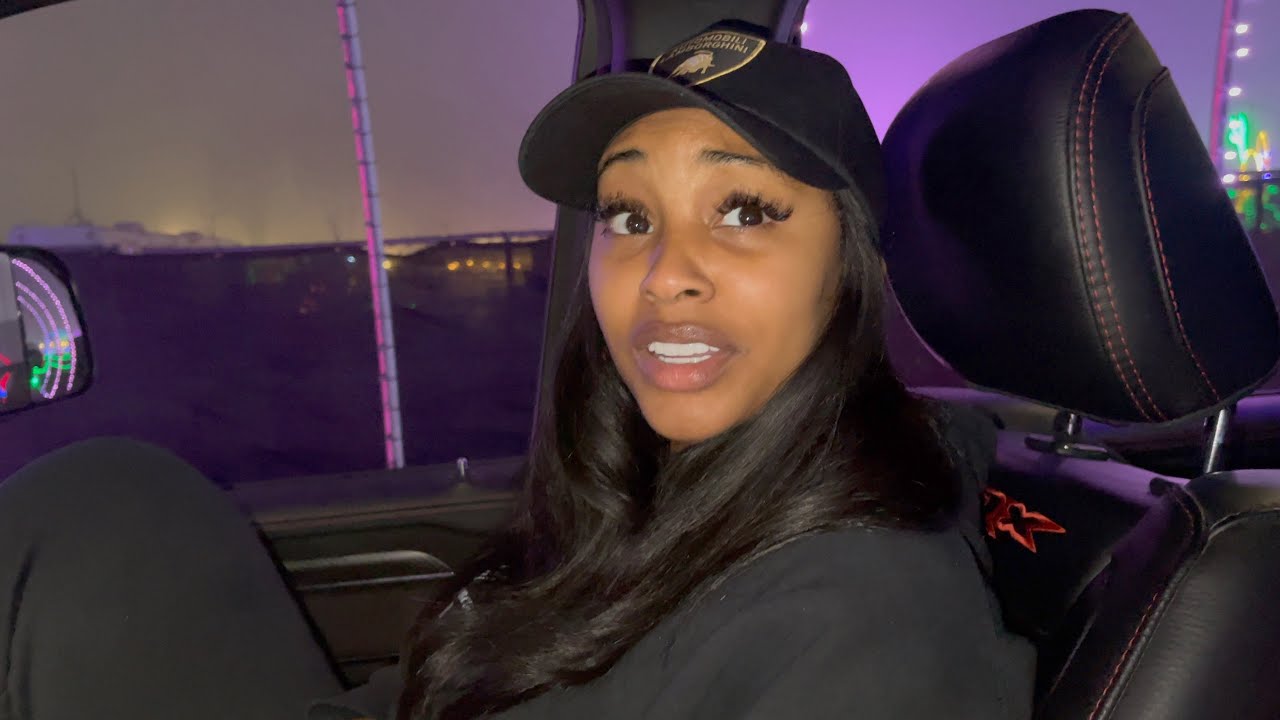 JAZZ ALMOST GETS INTO FIGHT AT CHRISTMAS LIGHTS DRIVE THRU | VLOGMAS DAY 9
