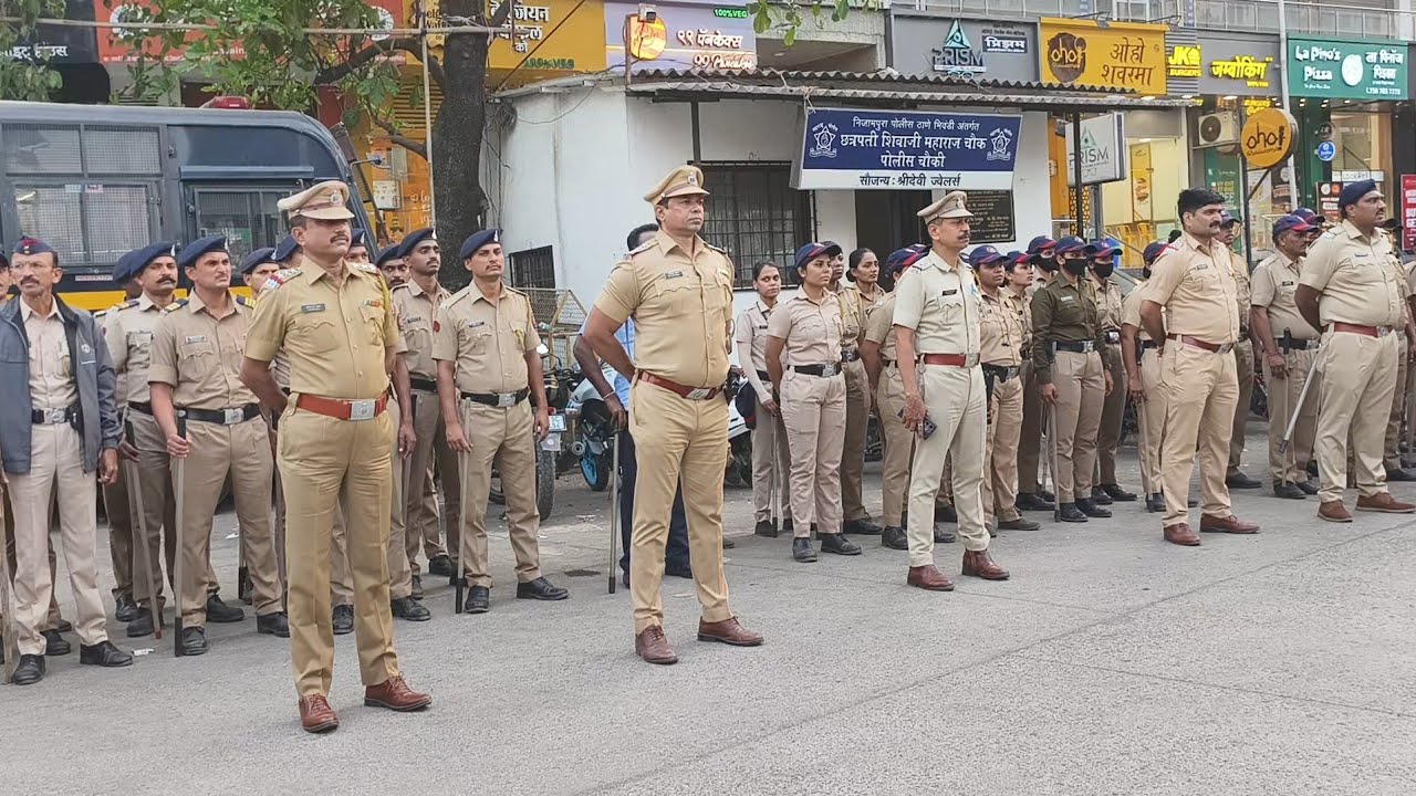 Bhiwandi में Nizampur और शहर Police का रूट मार्च।।