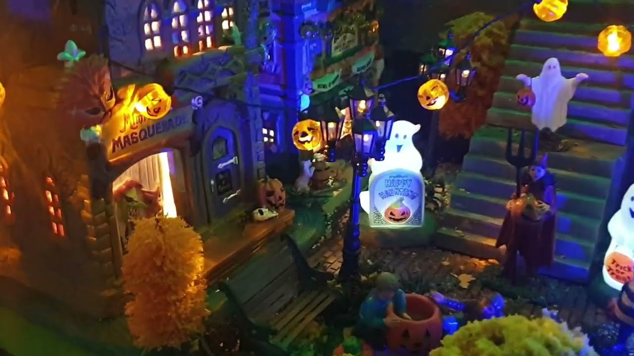 Lemax Spooky Town Knobs Bottom Halloween Full Video 2023