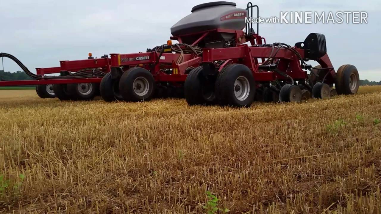 Second cropping soybeans with the John Deere 7930 and Case 500T precision disc planter 2016