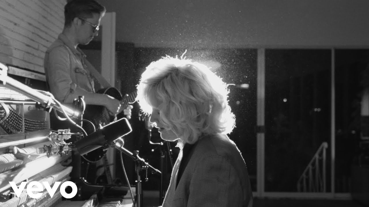Cam - Everblue (Live Performance Video)