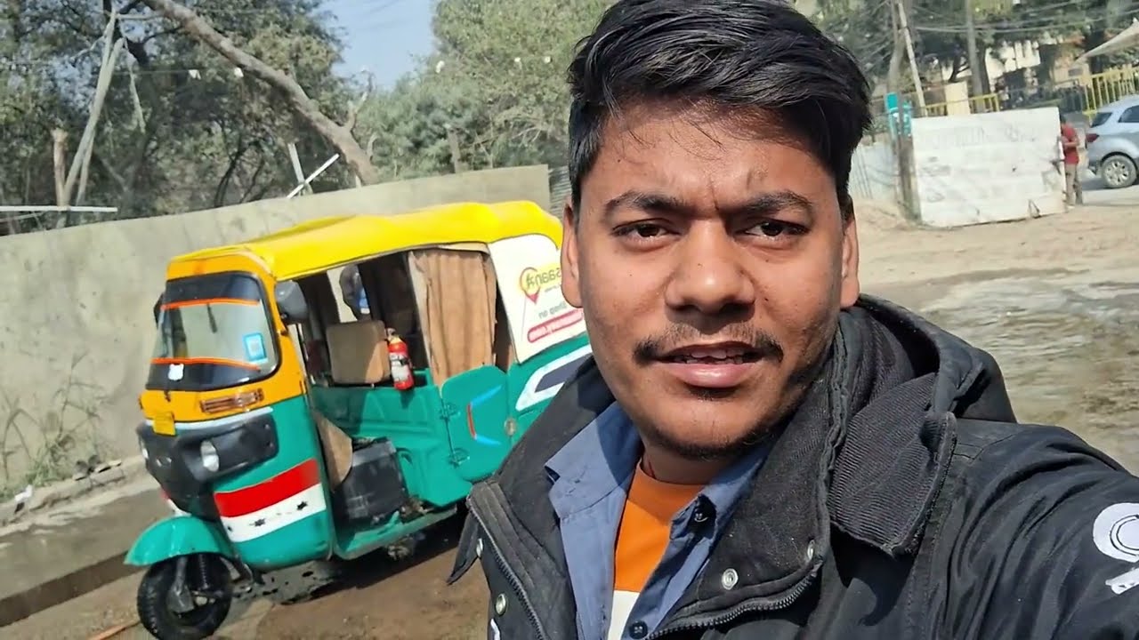 #Welcome to my new #vlog दोस्तों में अपना गाड़ी सर्विस करवाने गया था🛀🛀 आज मैंने अपनी गाड़ी को नहला 