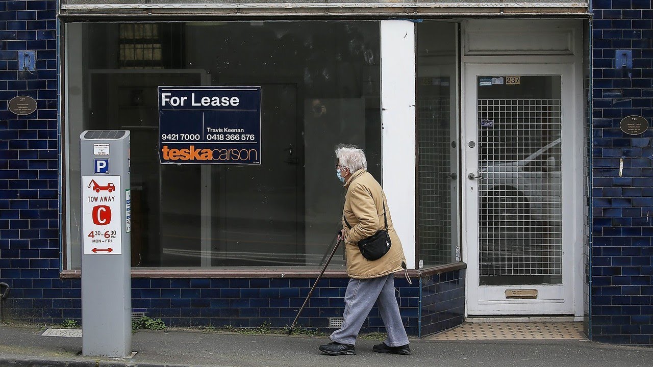 Businesses live 'in fear' amid constant threat of border closures and lockdowns