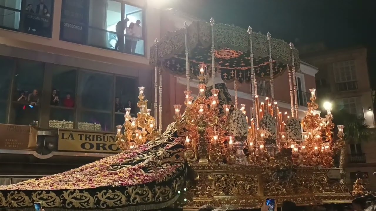 Virgen de La Soledad en La Tribuna de Los Pobres| Semana santa Malaga 2025
