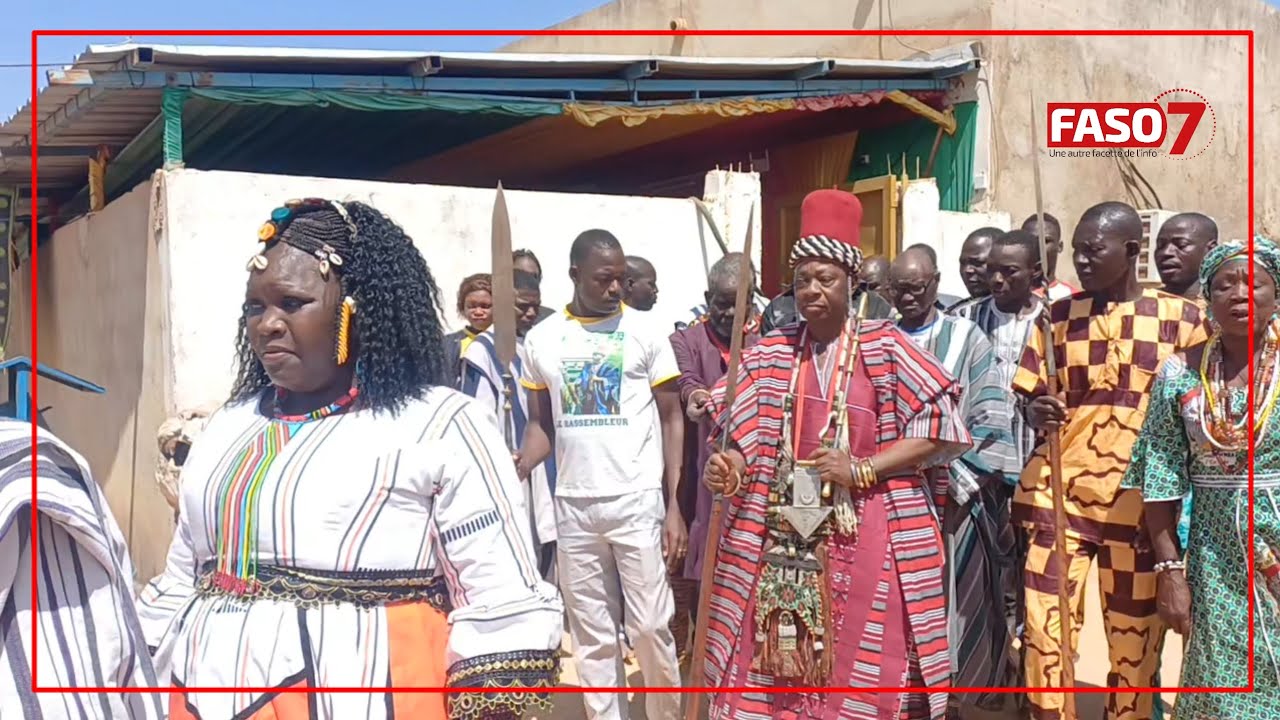 Burkina Faso : Marie Gayéri rend hommage au Capitaine Ibrahim Traoré dans son 5ᵉ album, « Yédimpo »