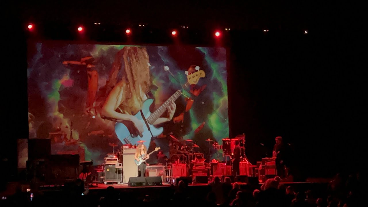 Tal Wilkenfeld bass solo into Whipping Post 2023-12-14 Spartanburg