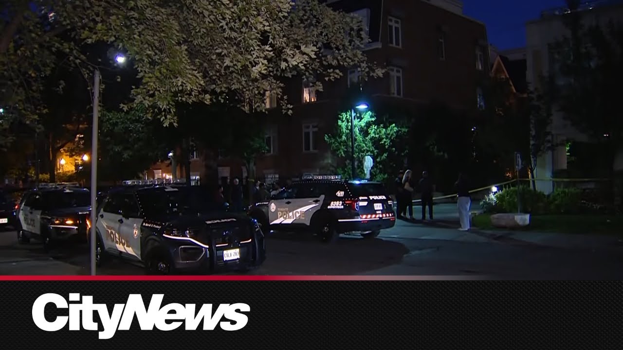 Toronto police officer shot while investigating stopped vehicle in midtown