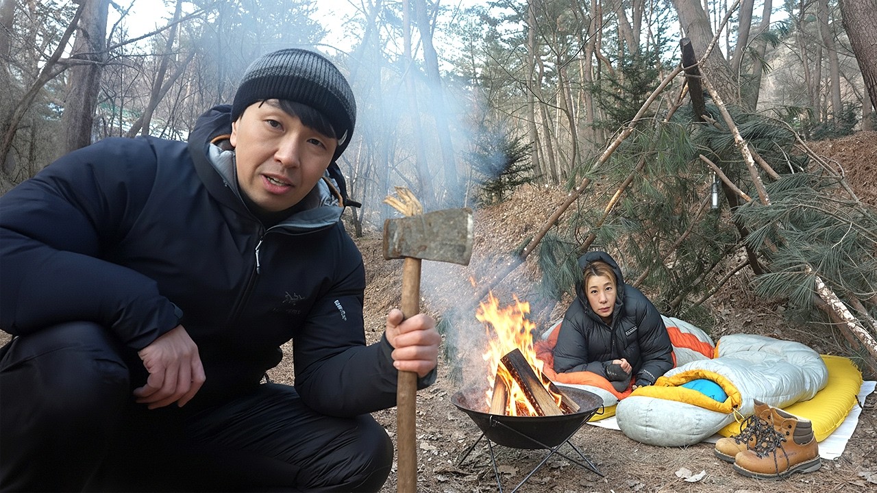 버려진 나무로 쉘터를 만들어서 숲속에서 자보자│동계 캠핑 백패킹