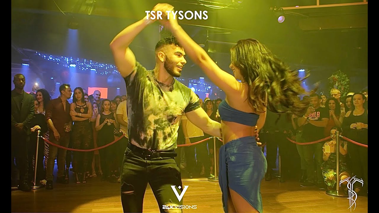 IAH & HENRIQUE Bachata Demo At THE SALSA ROOM