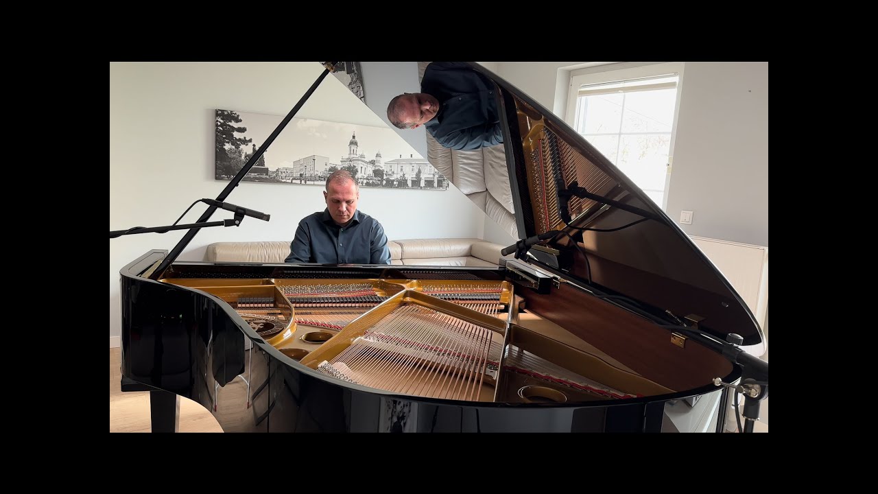 David Hicken - Master Ryōkan, played by Oliver Kern on August Förster Grand