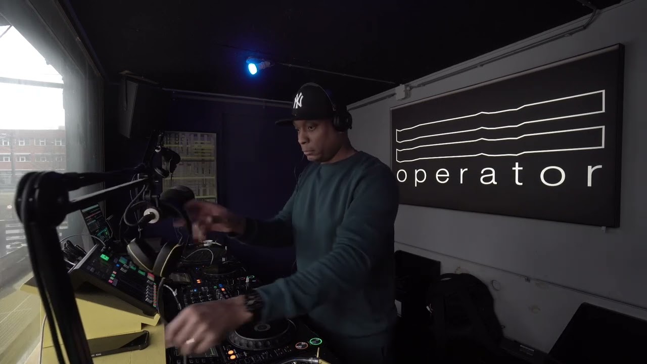 DJ Superior | Operator 08.02.2024