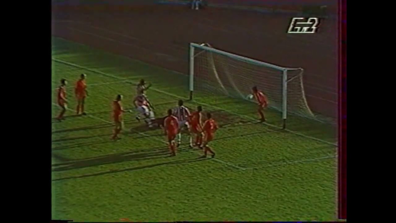 OΛΥΜΠΙΑΚΟΣ- ΑΘΗΝΑΙΚΟΣ 2 -2   Διεκόπη στο 87΄     10/2/1991