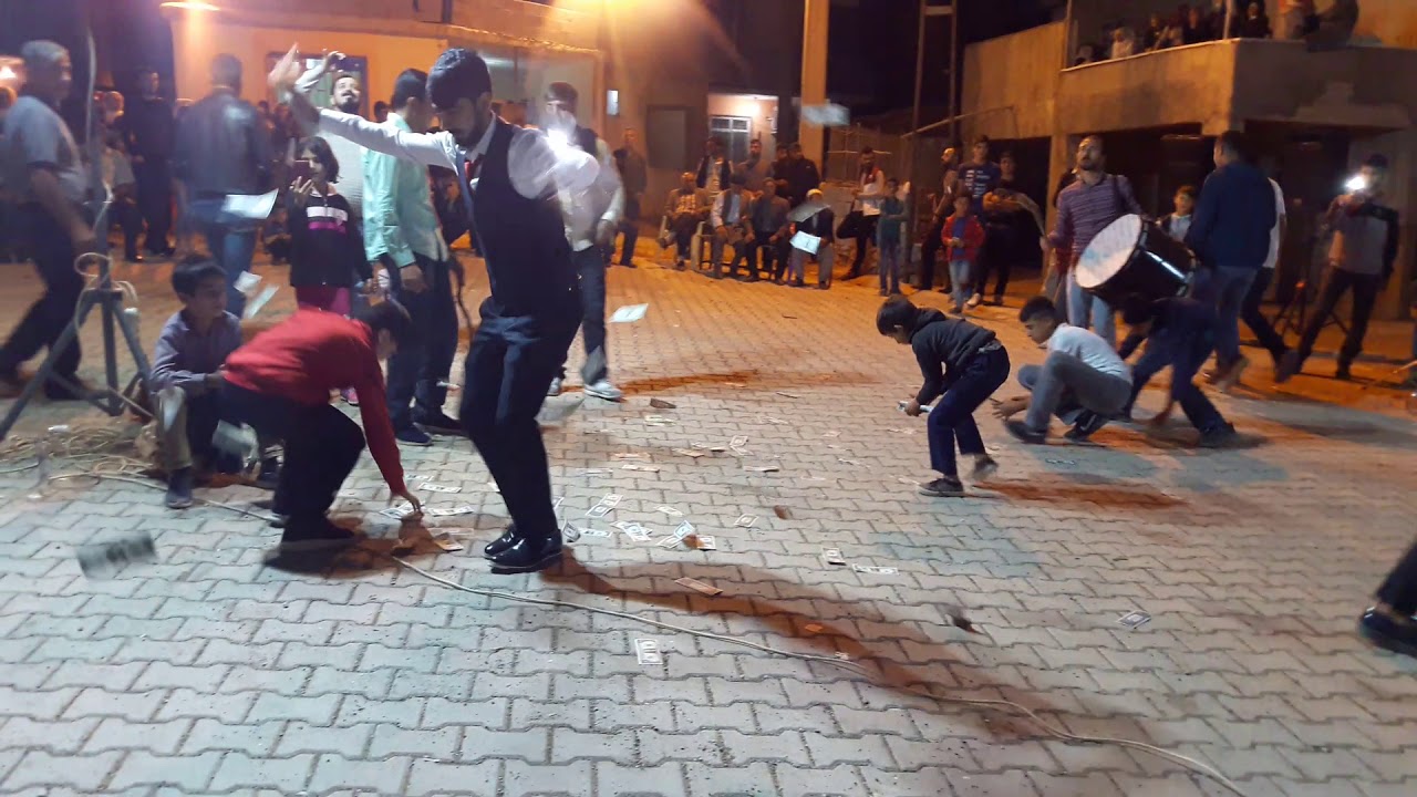 Bager Emin çalıyor kocaköy coşuyor part 6