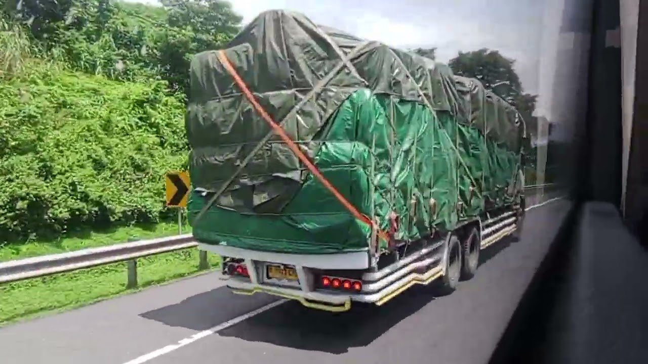 Masih di jalan tol Jakarta Cikampek,#jalanjalan#suasanaindah#jakartacikampek