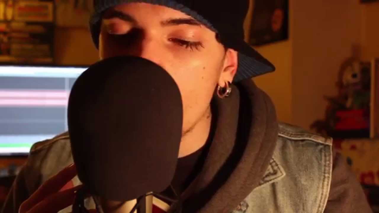 ACAPELLA BLAKE - 
