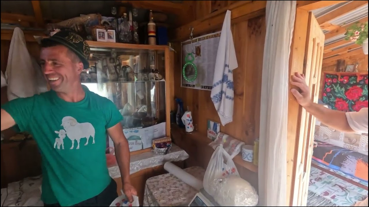 Cea Mai Frumoasă Stână Din România .Baciul Petrescut Ioan din Oglinzi .Neamt
