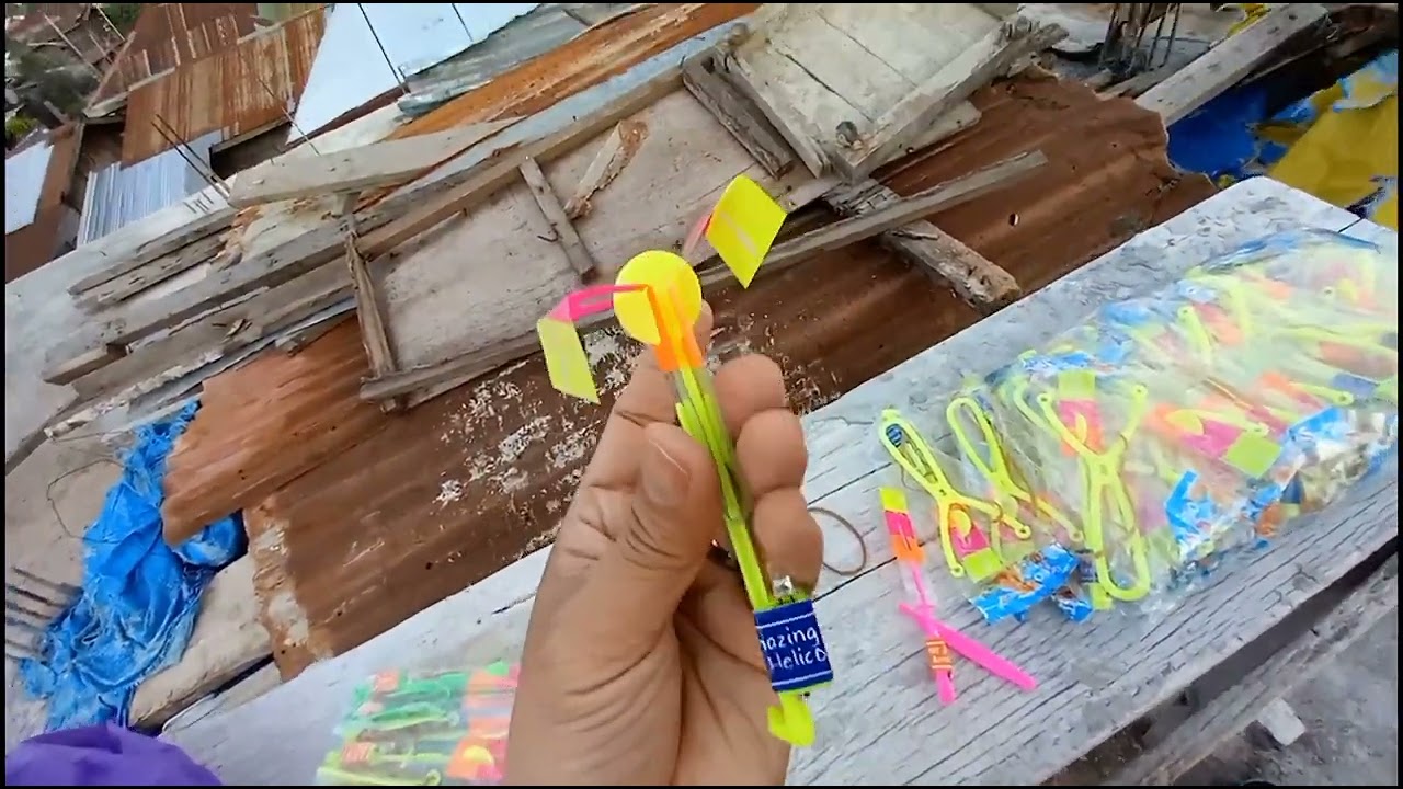How to use and play 588 Amazing Arrow Helicopter, two variety of rotating LED light arrow rocket
