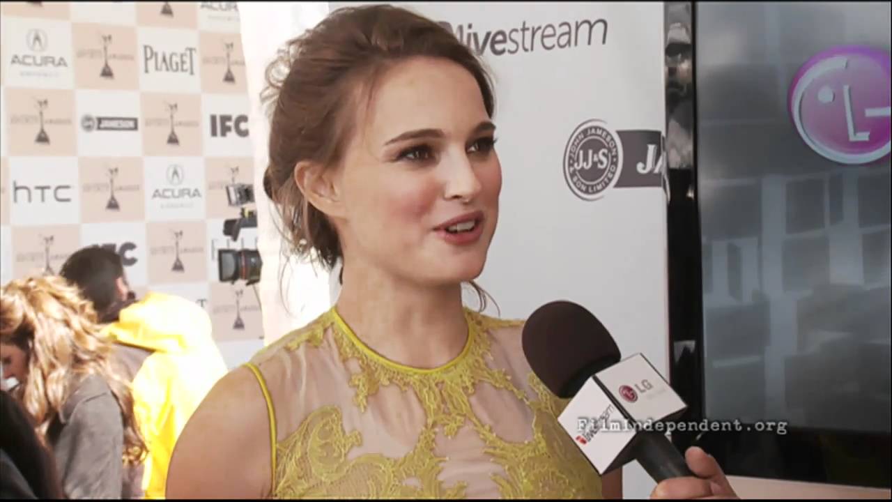 Natalie Portman interview at the 2011 Film Independent Spirit Awards Live Arrivals Show