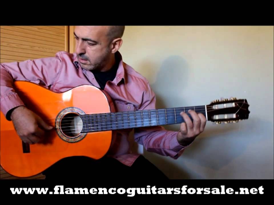 Jos&eacute; Maria Bandera plays his Hermanos Conde 1984 flamenco guitar for sale