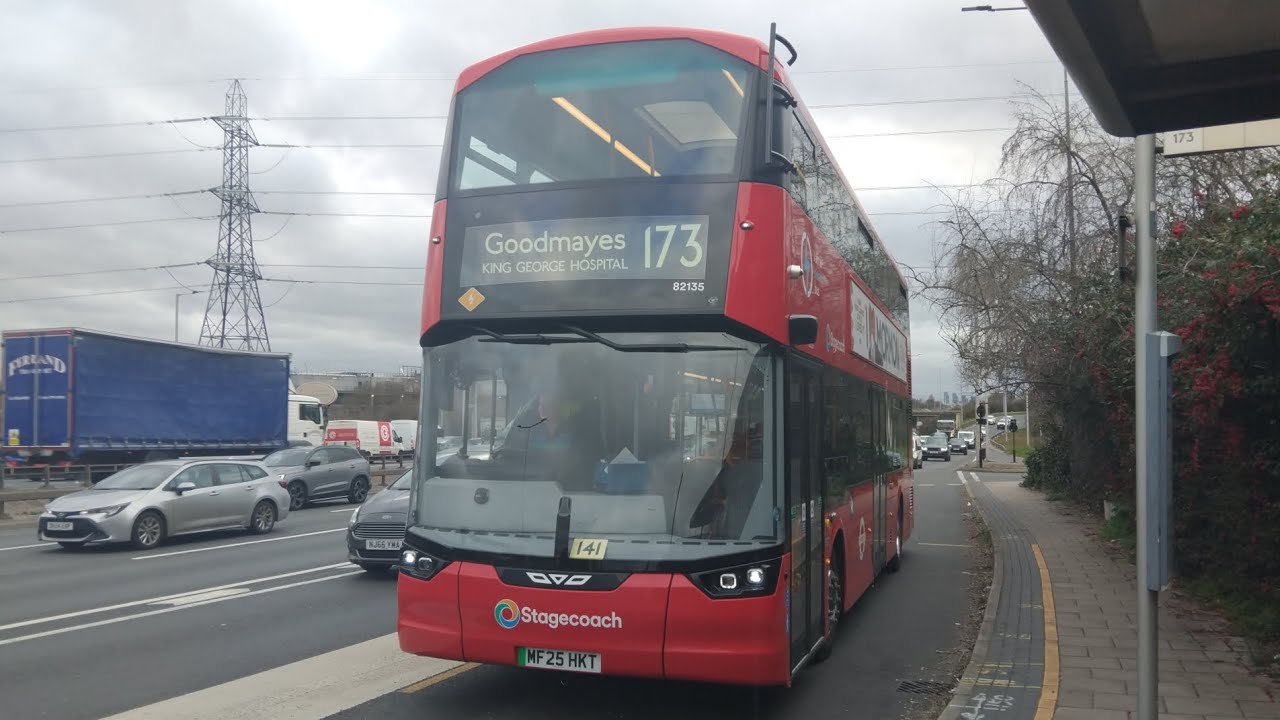 (New Wright Electroliners) - Quick EV Journey on - 82135e - MF25HKT - on Route 173  - 26/02/2026