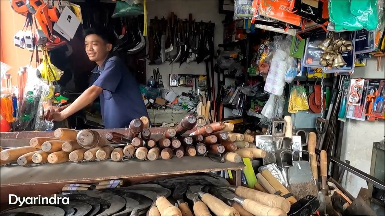 Toko aneka alat pertukangan - golek pethil...