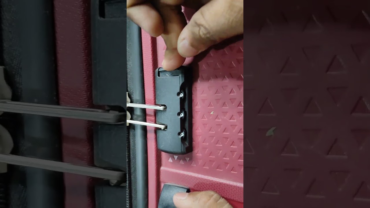 Safari Magnum trolley bag password forgot #shorts #trending #video #viral