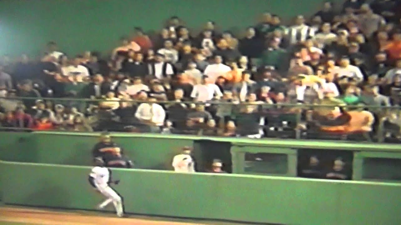 Otis Nixon Great Fenway Park Catch! Boston Red Sox