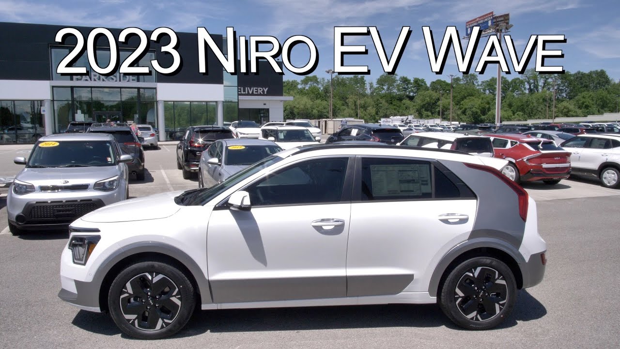 New 2023 KIA Niro EV Wave at Parkside Kia