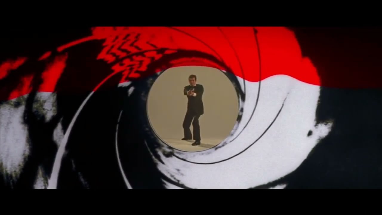 Moonraker Gunbarrel: Different Versions Comparison