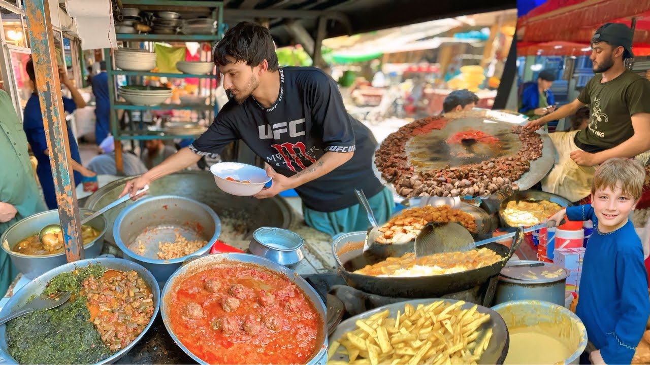 Afghanistan most cheap street foods | Kabab | Biryani | Kabuli Paulo | Roasted chicken | AmazingFood