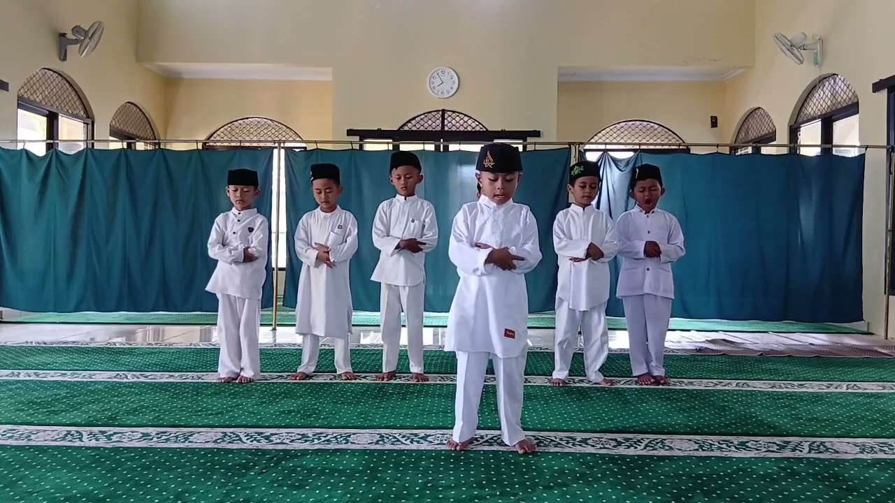 Lomba Peragaan Sholat Subuh RA Miftahul Huda II Desa Jagabaya Kec Panawangan 