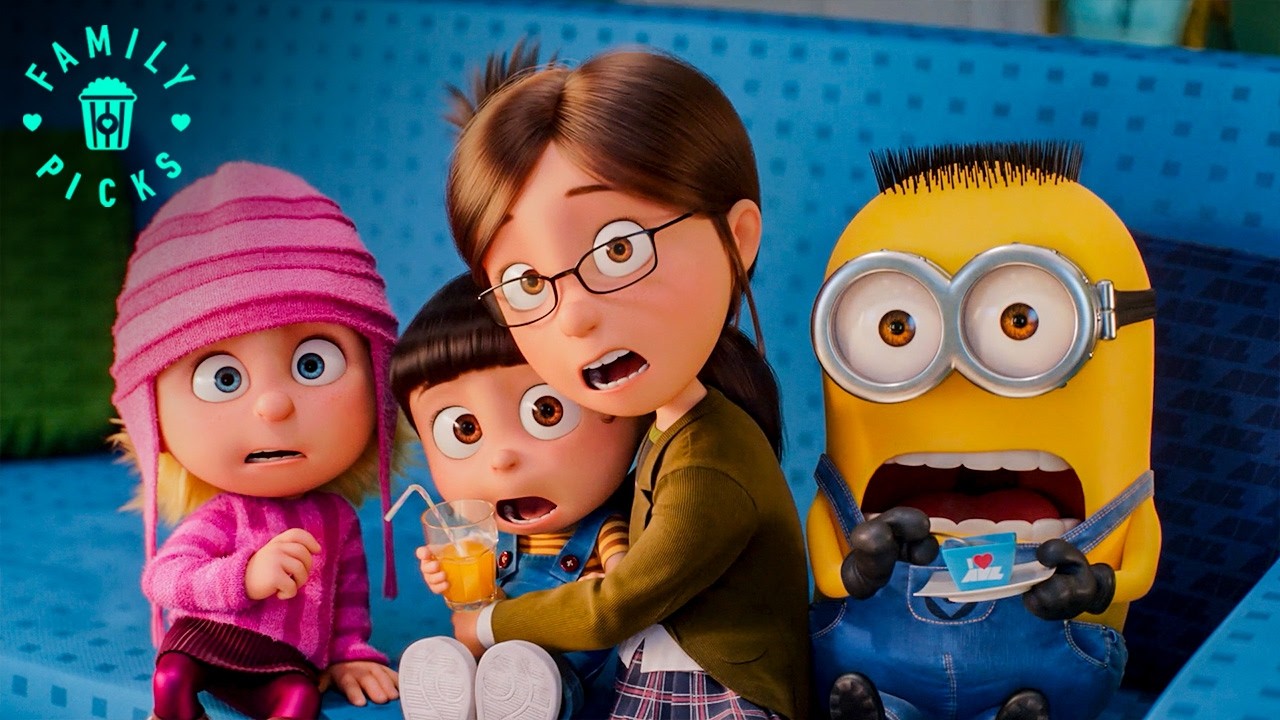 The Old Lady Attacks Gru in the Neighborhood | Despicable Me 4