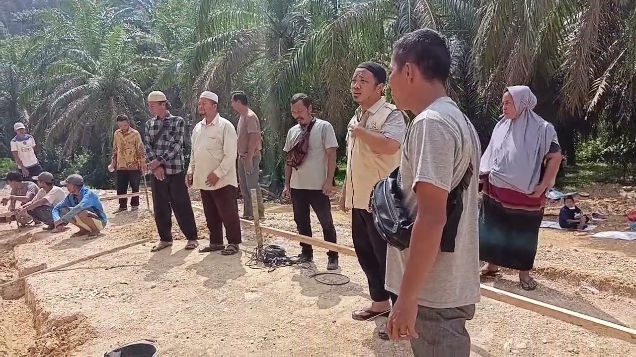 @satutetesberkah mengahadiri peletakan batu pertama pembangunan Musholla Nur Hidayah di LABURA