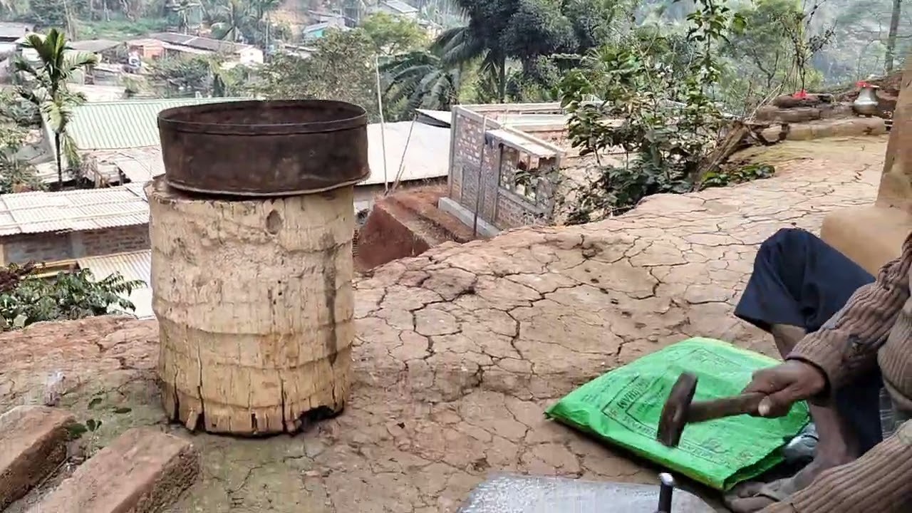 Hii guy's Today a stone sharpener came to my house and he is roughening my grinding stone 🪨 #follo