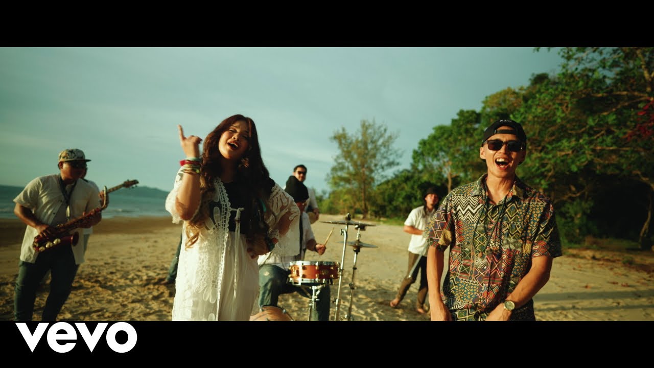 Queen Virgo, Benzooloo - Cari Kawan (Official Music Video)