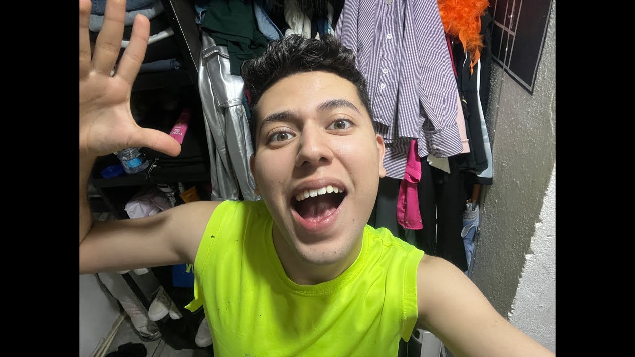 Diego_osolis está en vivo, eligiendo mi outfits para PAL norte! Vamos a ir ??💕