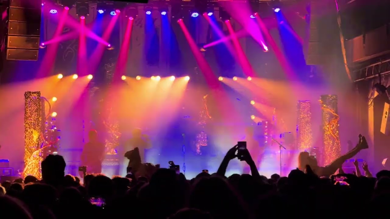 The Plot in You - Left behind (Live in Zürich)
