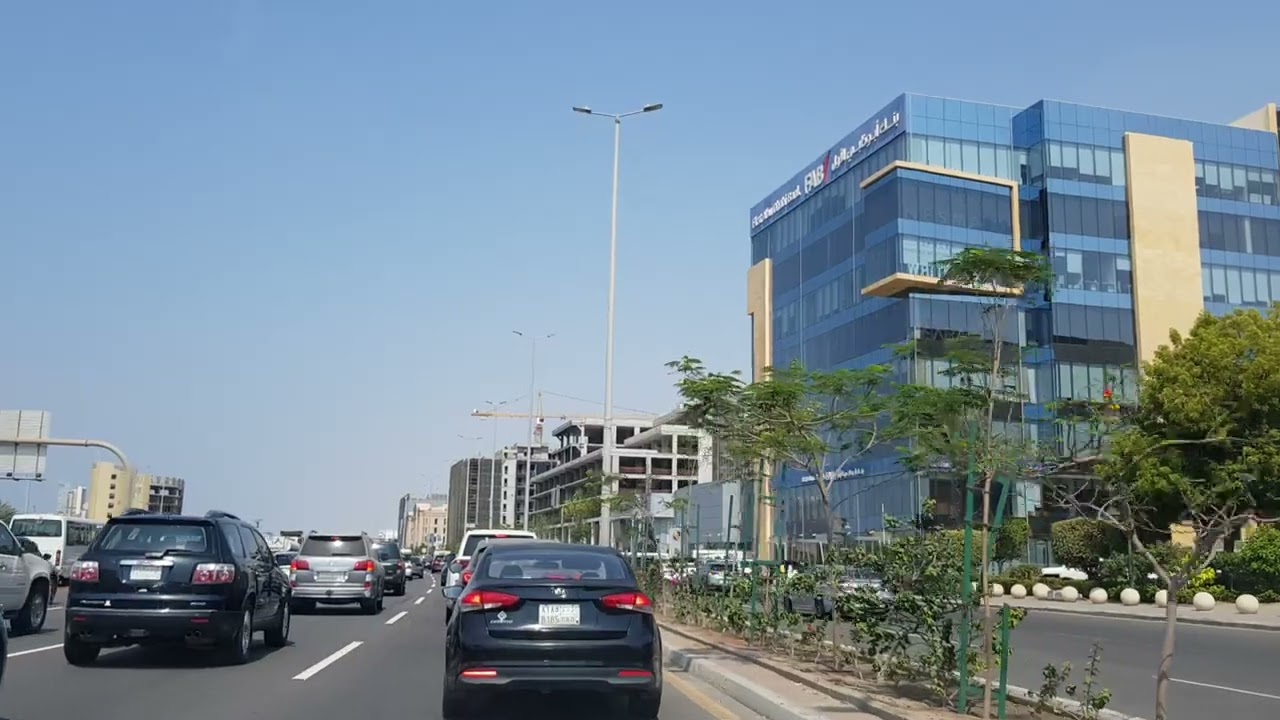Driving through King Abdulaziz road in Jeddah [طريق الملك عبدالعزيز بجدة]