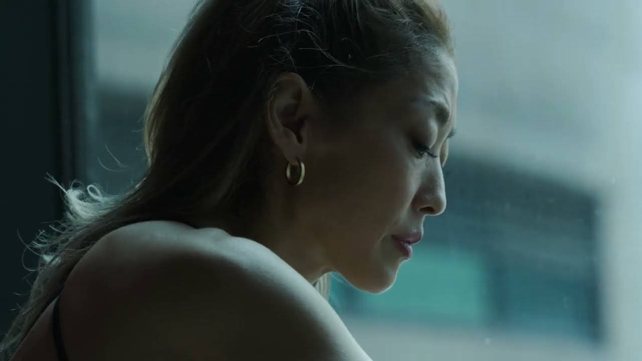 TURN LIFE ON - Annie Lee
