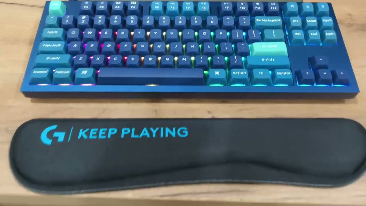 ASMR - Typing on a Keychron Q3 keyboard