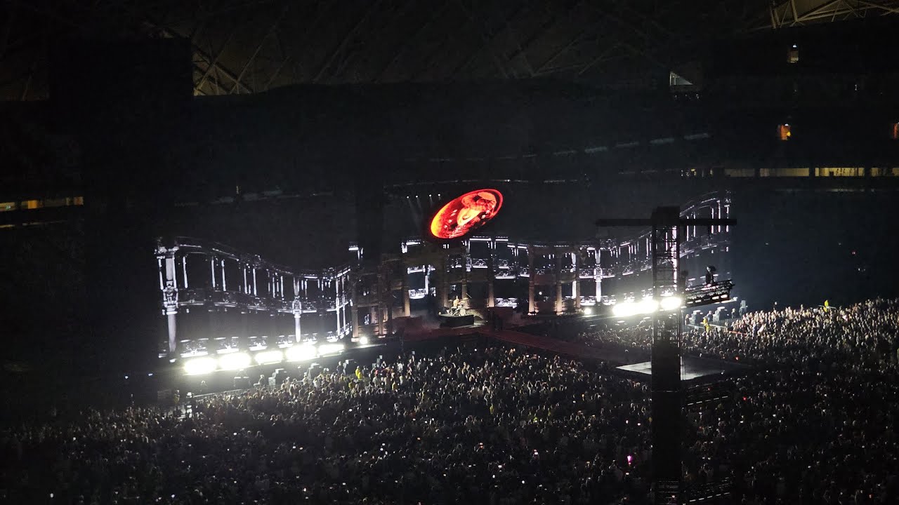Lady Gaga Mayhem Singapura Singapore National Stadium Night 4 (every footage I took)