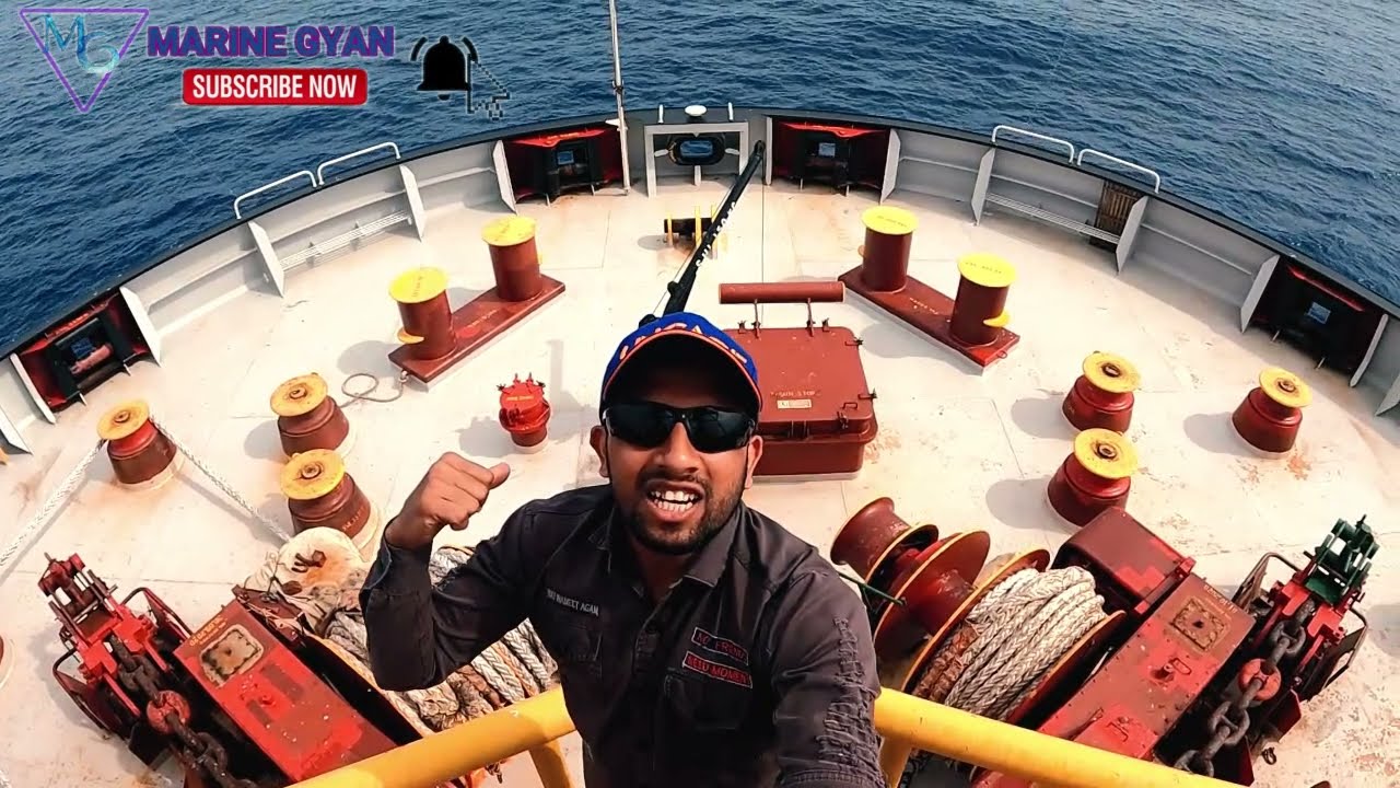 Forecastle Deck|Fore-Castel View And Machinery|Forward Station